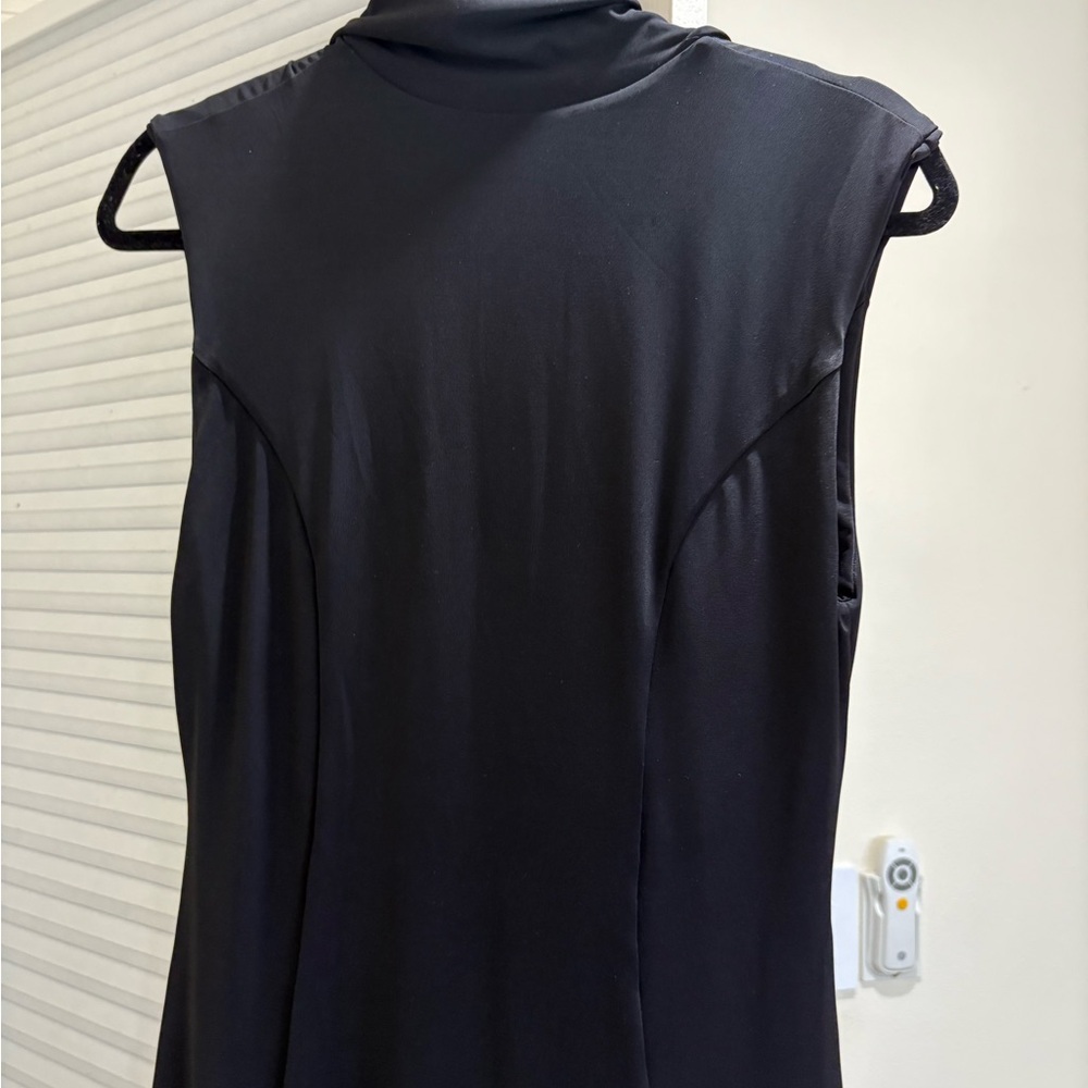Meshki Wisteria Dress - Picture 10 of 10